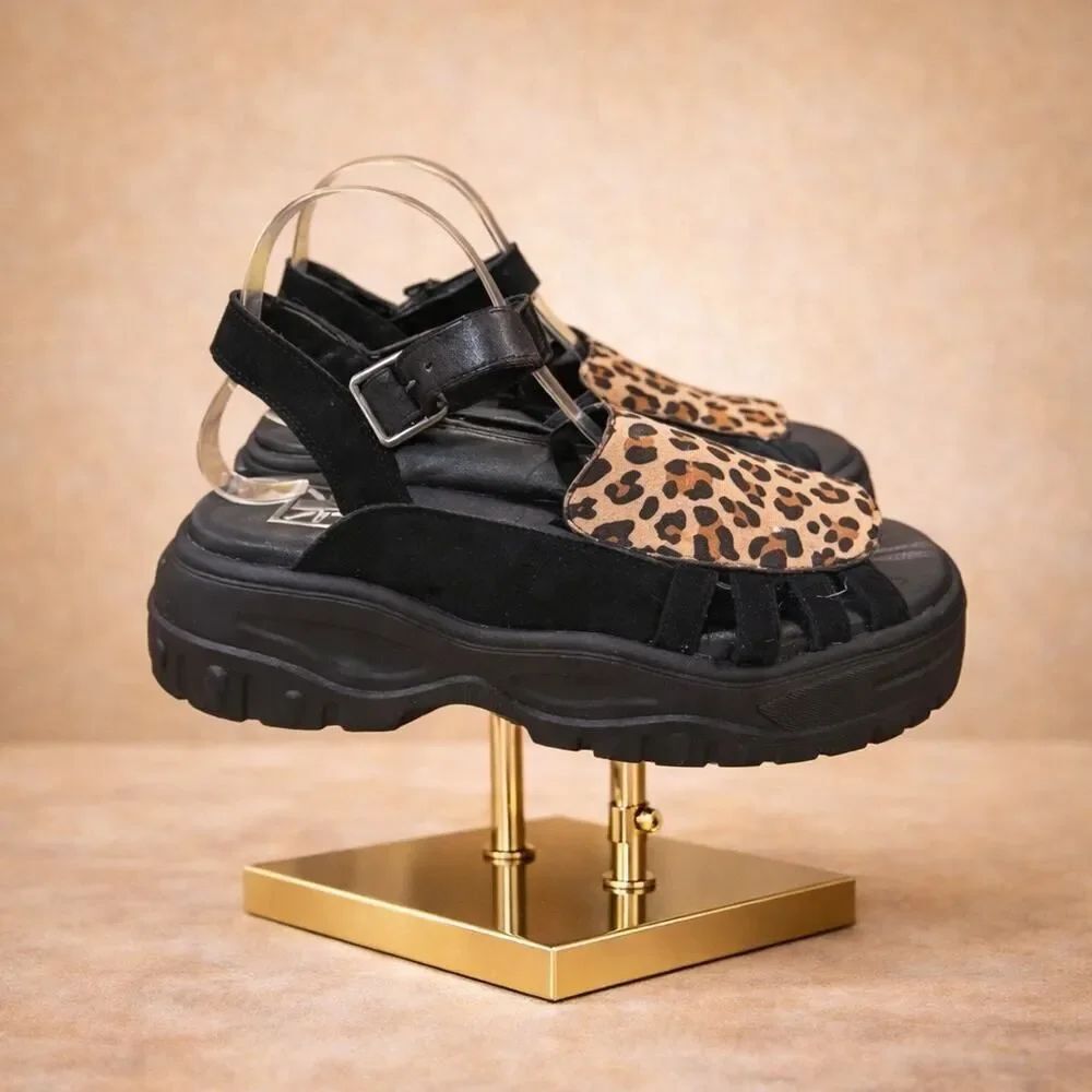T.U.K. TUK Black Leopard Wave Platform Creeper Sandals Women's Size 10